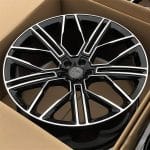 22x10.5 5x120 ET35 74.1 lumma BLACK MACHINED FACE