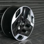 22x9.5 5x120 ET42 72.6 KAHN TYPE 33 SATIN BLACK/DIAMOND CUT