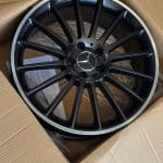 19x8 5X112 ET45 66.6 A1020 Matt Black Silver Lip