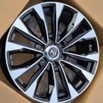 20x8.5 6x139.7 ET25 106.1 Black Machined