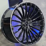 22x10.5 5x112 ET40 66.6 BLACK POLISH LIP MERC