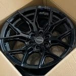 17x9 6x114.3 ET0 66.1 GLOSS BLACK