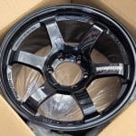 18x9 6x139.7 ET0 106.7 GLOSS BLACK R110