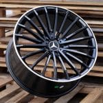 19x8.5 5x112 ET40 66.56 GLOSS BLACK MICHINED LIP