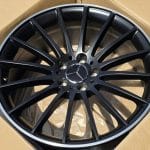 19x8 5x112 ET38 66.6 BLACK MACHINED LIP