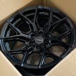 17x9 6x114.3 ET0 66.1 GLOSS BLACK